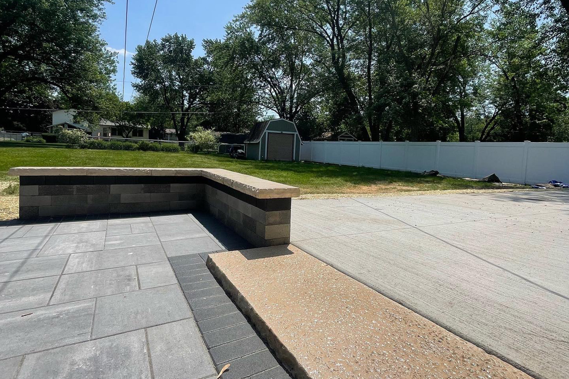 Retaining-seat-walls-landscaping